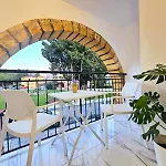 1Bd Beach Apartment