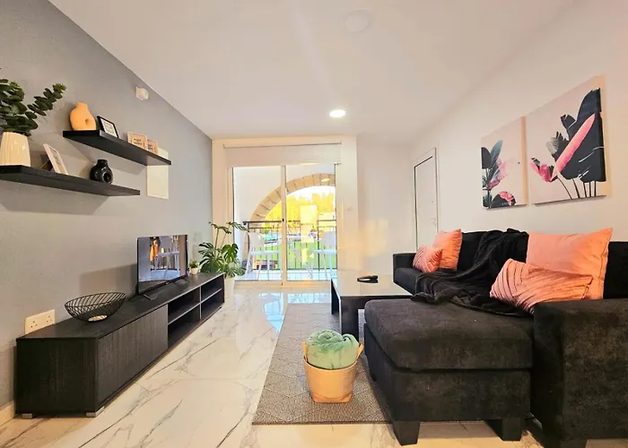 1Bd Beach Apartment